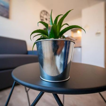 Fully Equipped Apartment St Charles Train Station Marseilles Exterior foto