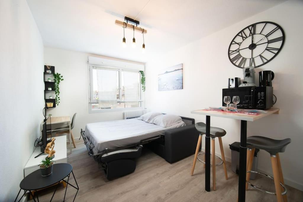 Fully Equipped Apartment St Charles Train Station Marseilles Exterior foto